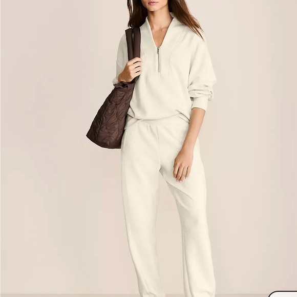 Lou & Grey Pants - Loft, Lou & Grey scuba soft heathered oyster colored joggers, Small